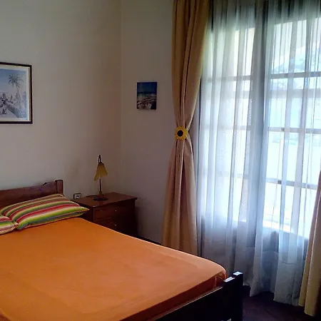 Apartamento Rose Garden Ágios Ioánnis